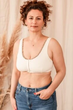 Brassière Coton Bio Lison -Velours Intime Boutique Brassiere coton bio ivoire coeur de lys