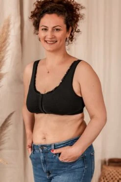 Brassière Coton Bio Lison -Velours Intime Boutique Brassiere coton bio noir coeur de lys 1