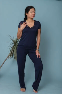 Pantalon SIMPLY PERFECT Bleu Marine -Velours Intime Boutique IMG 0863