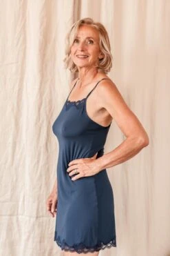 Nuisette SIMPLY PERFECT Marine -Velours Intime Boutique Nuisette bleu marine antigel