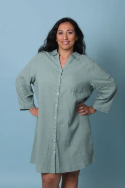 Robe De Plage Boutonnée En Lin