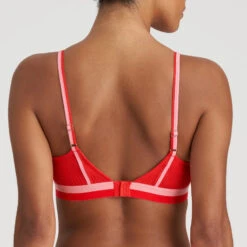 Soutien-gorge Sans Armature Triangle Jude Rouge 7 Soutien-gorge Sans Armature Triangle Jude Rouge -Velours Intime Boutique soutien gorge rouge sans armature marie jo laventure jude 3